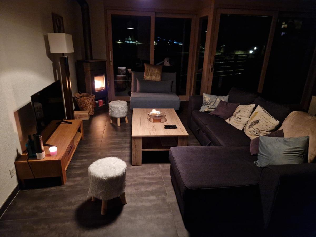 Superbe Appartement Champex-Lac Avec Piscine Et Sauna Bagian luar foto