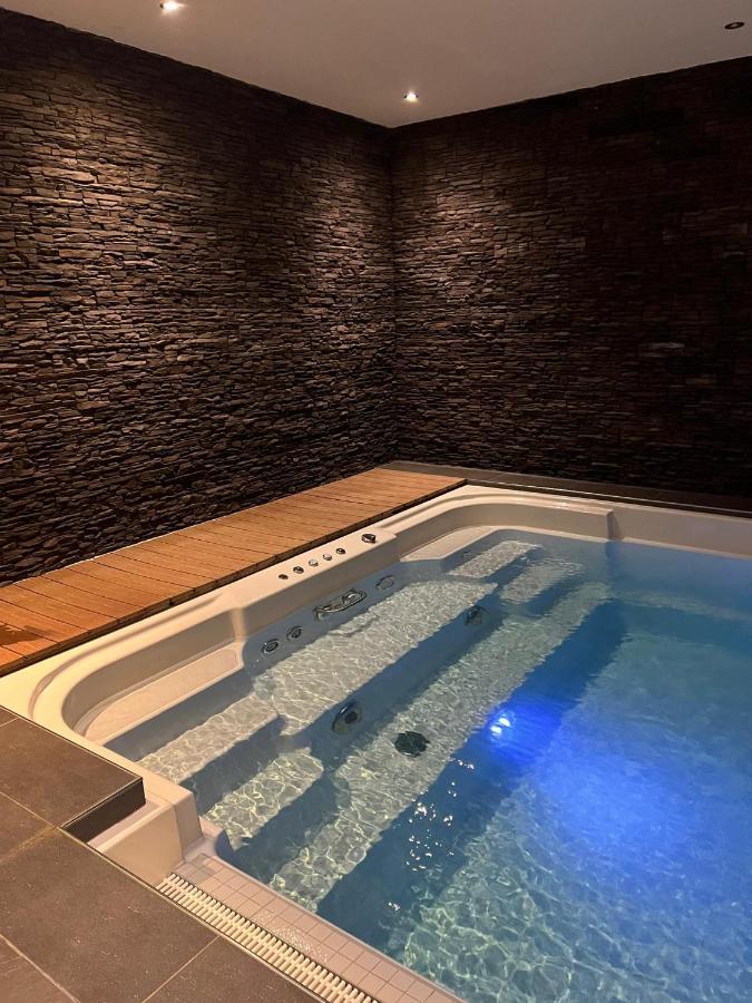 Superbe Appartement Champex-Lac Avec Piscine Et Sauna Bagian luar foto